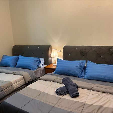 Riverview Home @Waterfront Kch 쿠칭 외부 사진